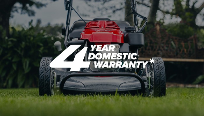 hru216_lawn_mower_product_page_zig_zag_img1_1400x800-min